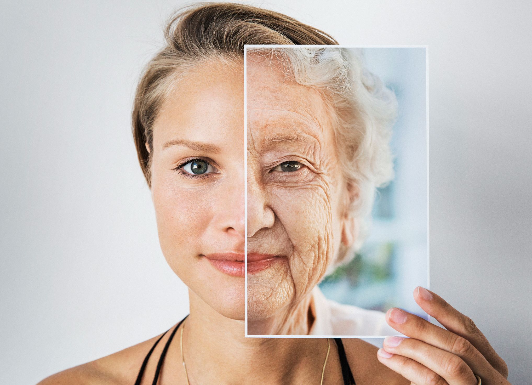 Entenda as principais causas e como evitar o envelhecimento precoce
